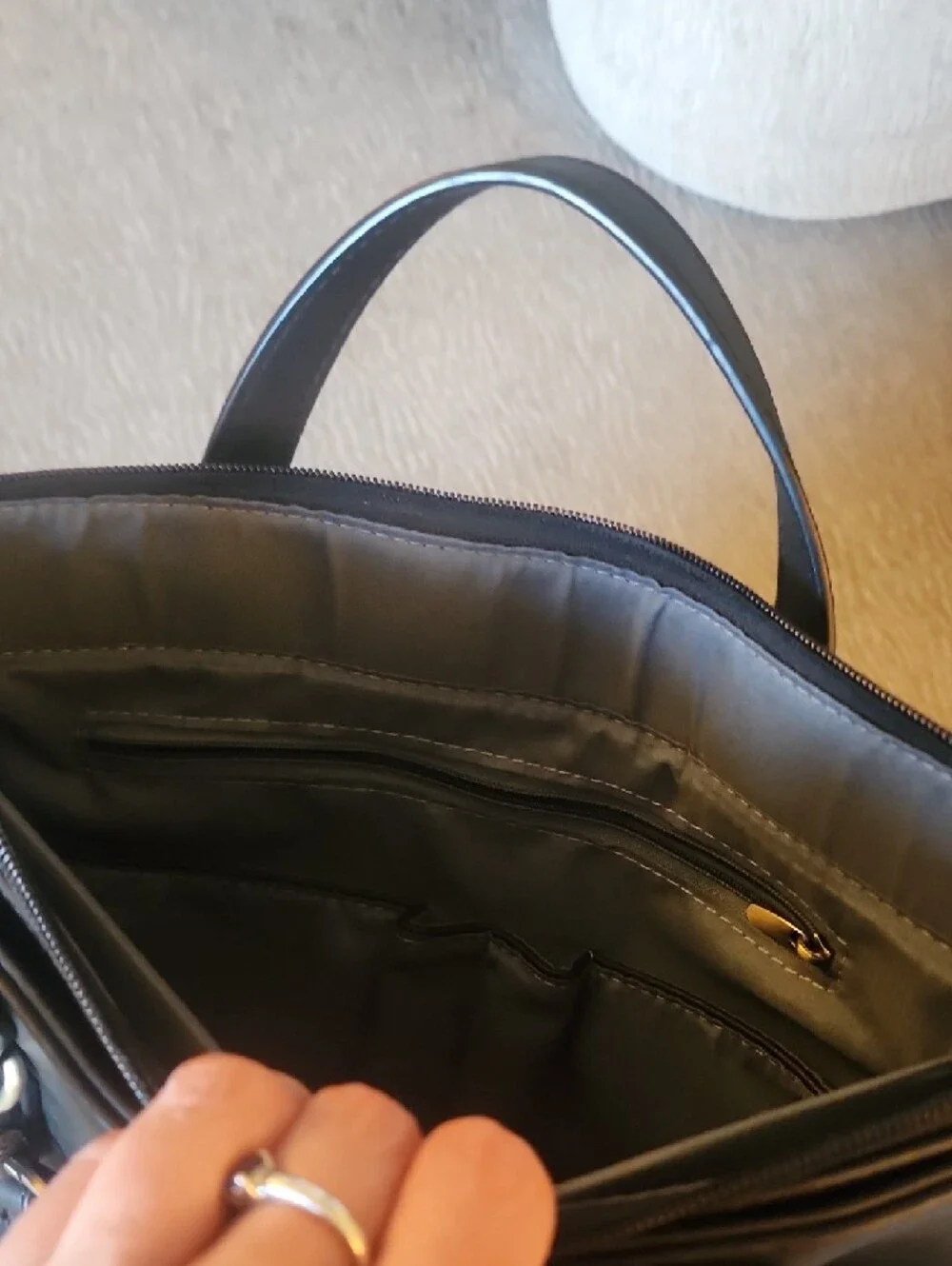 Ecosusi sleek black